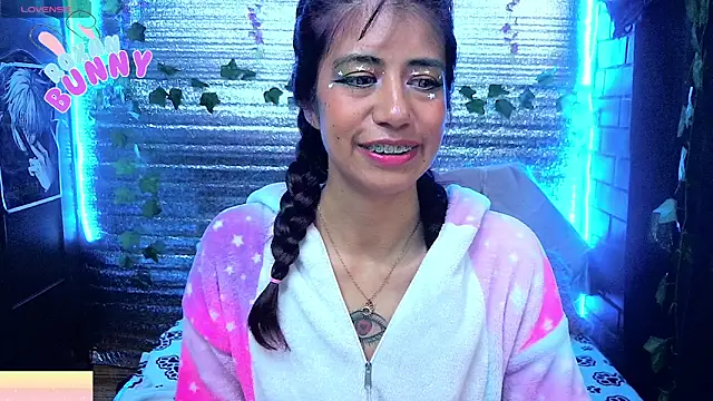 Roxanbunny1 online show from March 27, 4:18 pm