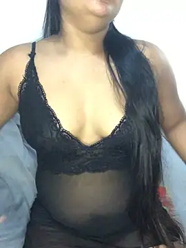 Snapshot of Rose_Olivia chatting on December 8, 2:52 pm Rose Olivia online show from December 8, 2:52 pm