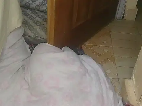 Pretty hazel online show from December 4, 10:57 am