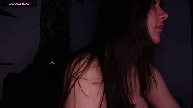 Snapshot of kisstarxxx chatting on July 10, 3:00 am kisstarxxx online show from July 10, 3:00 am