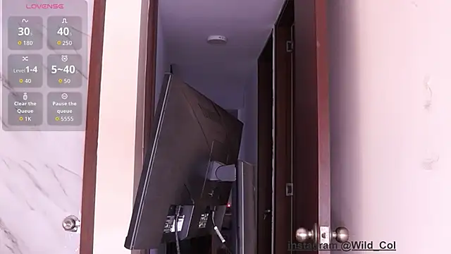 wild col  online show from September 27, 11:37 am