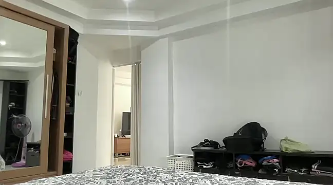 Snapshot of claudiacvc95 chatting on January 23, 8:46 am claudiacvc95 online show from January 23, 8:46 am