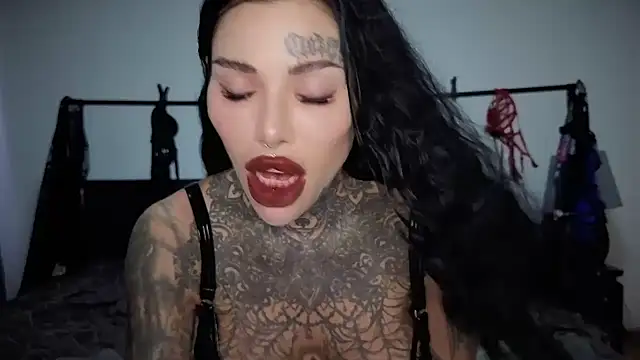 claudiacvc95 online show from February 28, 5:08 am