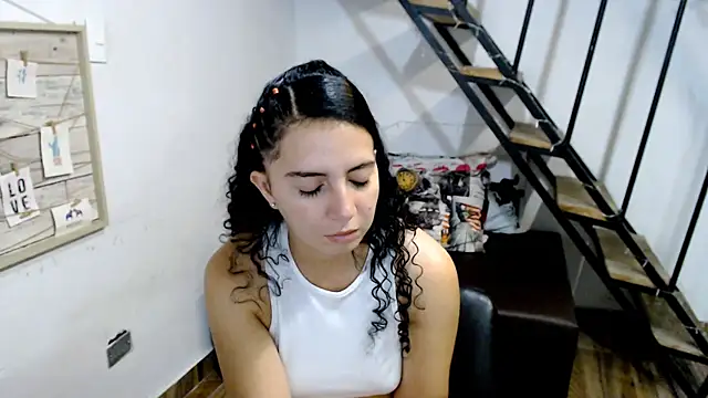 samantha baby  online show from March 13, 12:27 am