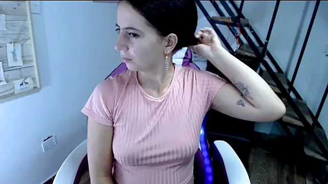 samantha baby  online show from September 17, 6:31 pm