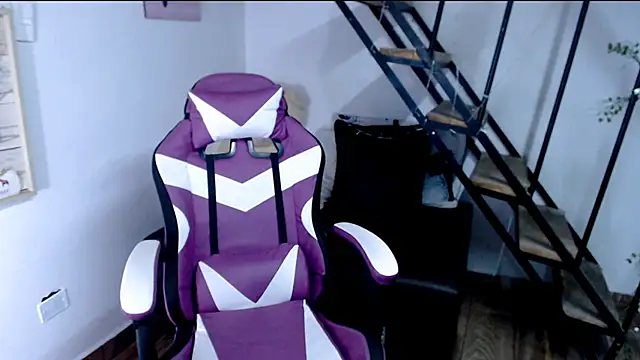 samantha baby  online show from October 1, 6:14 pm