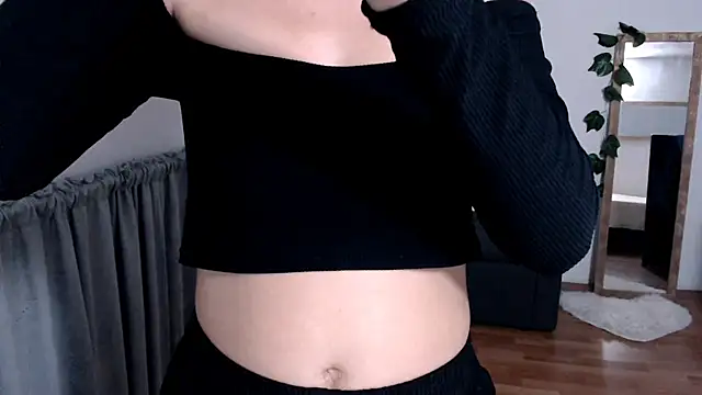 samantha baby  online show from October 31, 6:47 am