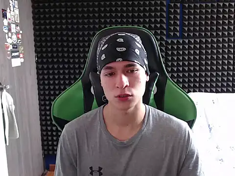 Curly Angel24 online show from December 1, 5:29 pm