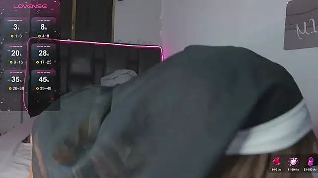 Snapshot of Lovely_Janeth chatting on February 22, 2:39 am Lovely Janeth online show from February 22, 2:39 am