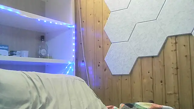 Snapshot of ItalianVinDiesel chatting on January 7, 1:24 pm ItalianVinDiesel online show from January 7, 1:24 pm