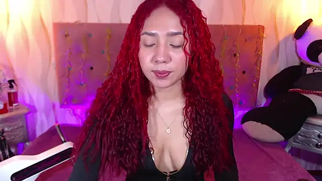 Snapshot of IsabelaLatina chatting on September 26, 11:53 pm IsabelaLatina online show from September 26, 11:53 pm