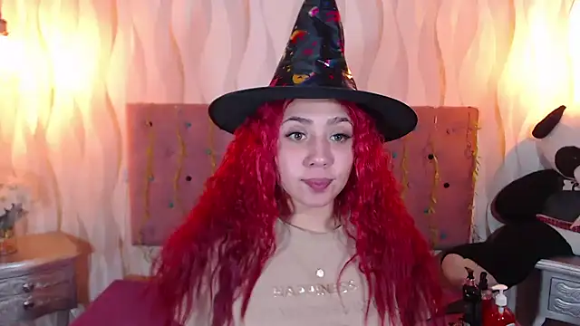 IsabelaLatina online show from October 31, 2:23 am