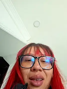 Snapshot of Kata_Bigboobs chatting on February 14, 5:57 pm Kata Bigboobs online show from February 14, 5:57 pm