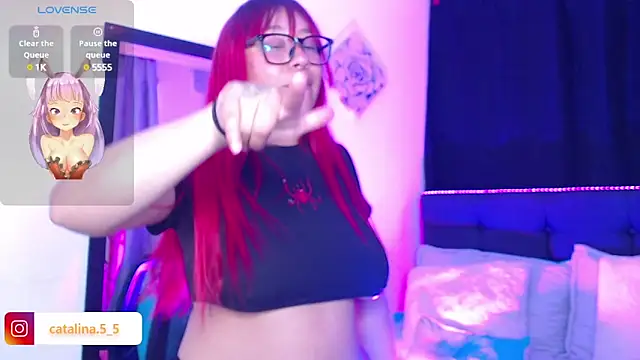 Snapshot of Kata_Bigboobs chatting on March 13, 8:43 pm Kata Bigboobs online show from March 13, 8:43 pm