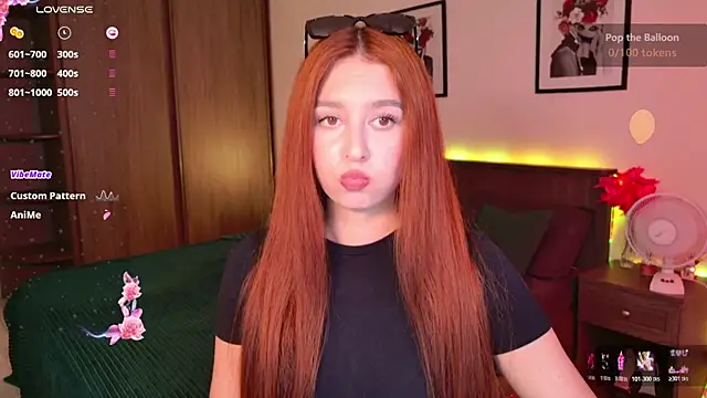 EleanorePeach online show from June 16, 11:57 am