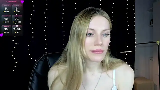 Lilianna Just online show from March 6, 4:17 pm