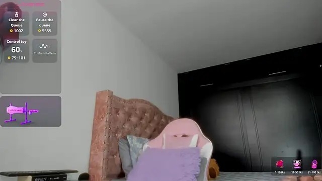 Layla Sia online show from February 5, 4:44 pm