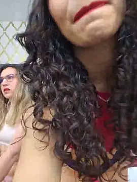 Snapshot of Layla_Sia chatting on June 12, 3:11 pm Layla Sia online show from June 12, 3:11 pm
