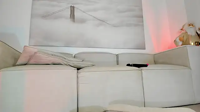 Snapshot of Apotheosis01 chatting on December 5, 2:03 pm Apotheosis01 online show from December 5, 2:03 pm