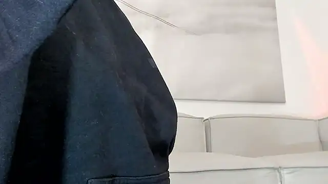 Apotheosis01 online show from December 15, 10:41 am