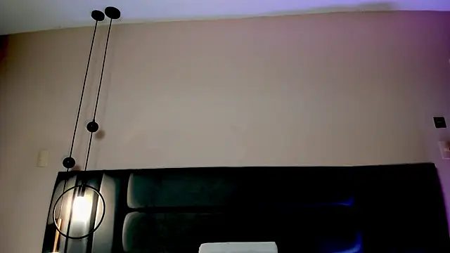 NoraDasilva online show from March 28, 12:32 am