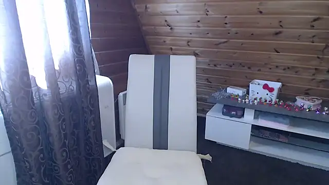 LaMadrina006 online show from February 13, 9:16 am