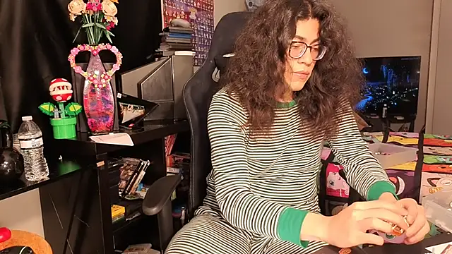 ShinyCherub online show from February 17, 8:30 am