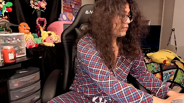 ShinyCherub online show from October 6, 2:53 am