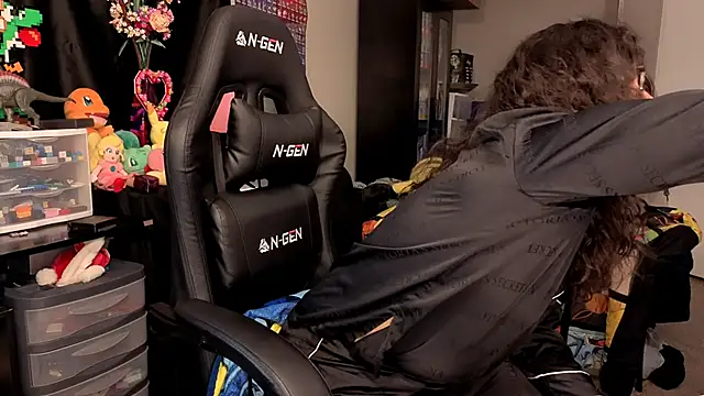 ShinyCherub online show from October 11, 4:33 am