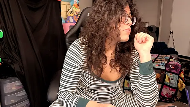 ShinyCherub online show from November 21, 9:02 pm