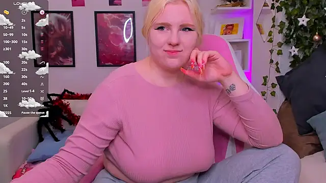 art lovee online show from December 23, 1:36 am