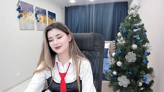 Snapshot of AnneTLi chatting on December 24, 6:44 am AnneTLi online show from December 24, 6:44 am