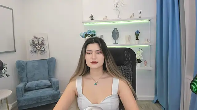 Snapshot of AnneTLi chatting on September 19, 3:19 am AnneTLi online show from September 19, 3:19 am
