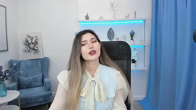 Snapshot of AnneTLi chatting on September 23, 8:12 pm AnneTLi online show from September 23, 8:12 pm