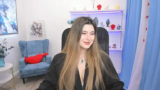 AnneTLi online show from February 21, 4:02 am