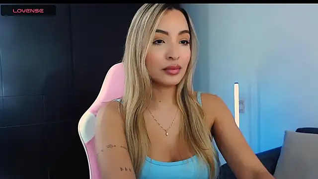 im grecia online show from November 25, 8:09 pm