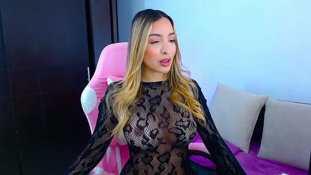 im grecia online show from February 9, 7:40 pm