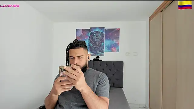 Louis marley   online show from December 29, 2:52 pm