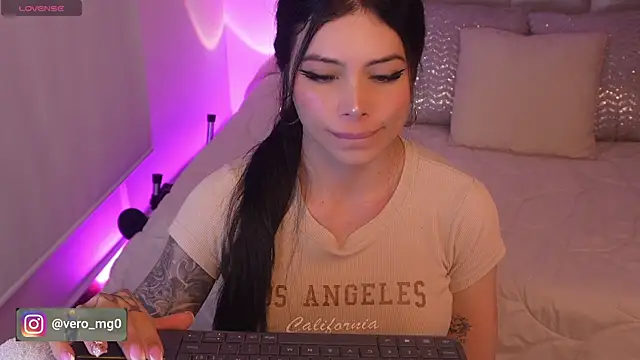  Eyra online show from April 25, 12:02 am