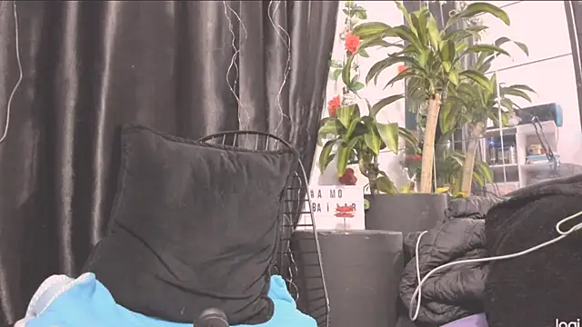 MYFAVOURITESTRAGER online show from December 22, 10:28 am