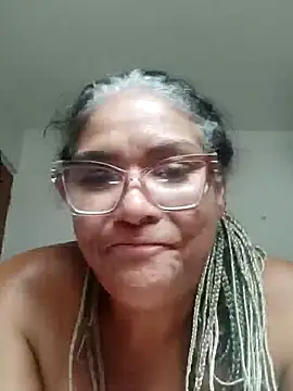 Delicy1 online show from January 4, 5:37 pm