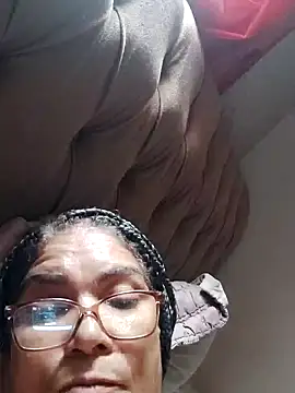 Delicy1 online show from February 9, 2:40 pm