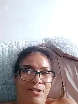 Delicy1 online show from December 14, 12:21 pm