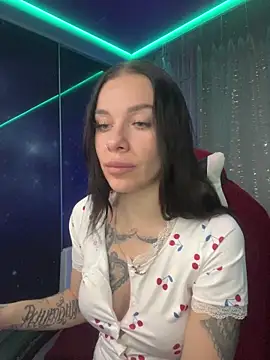 Queen of pain online show from November 16, 5:02 am