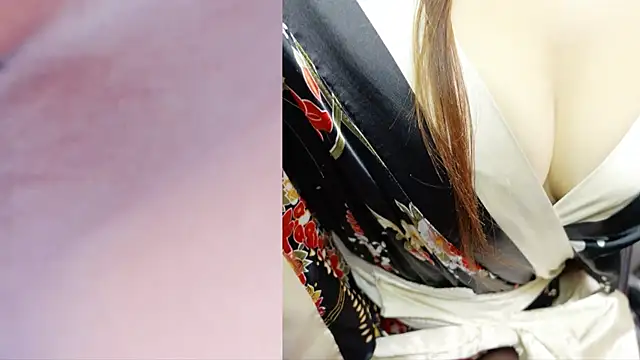 Jessie Bernard online show from December 12, 5:04 pm