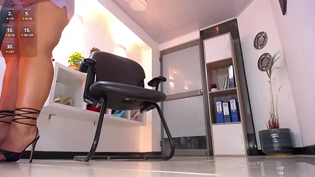 Snapshot of Natashaclaus04 chatting on February 13, 11:39 am Natashaclaus04 online show from February 13, 11:39 am