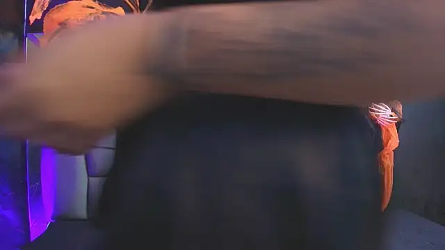  MiaBrown  online show from October 20, 12:05 pm