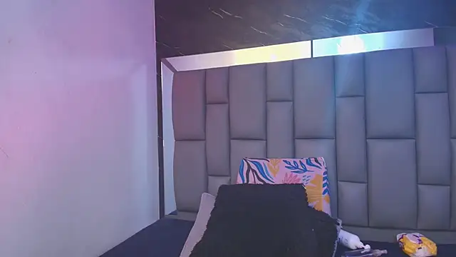  MiaBrown  online show from November 24, 12:05 pm