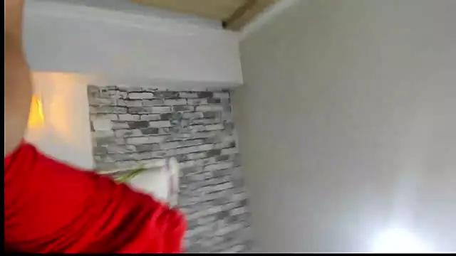 Snapshot of carlos_and_diana chatting on June 10, 4:28 pm carlos and diana online show from June 10, 4:28 pm