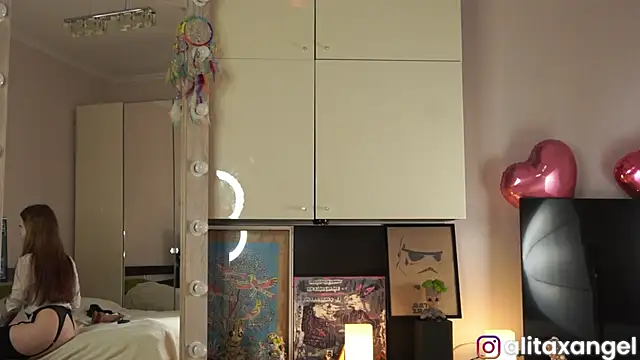 AlitaXAngelic online show from April 21, 5:17 pm